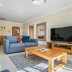 Apartamento Palm Breeze Retreat In W Pool And Balcony By Lisbeyond Albufeira