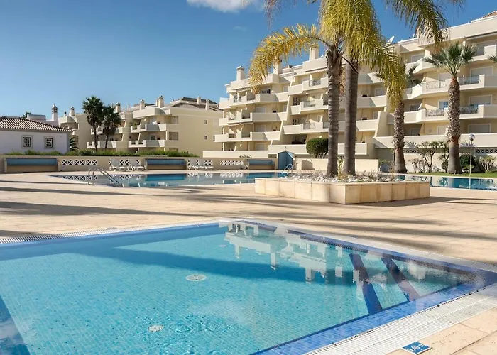 Palm Breeze Retreat In W Pool And Balcony By Lisbeyond * Albufeira